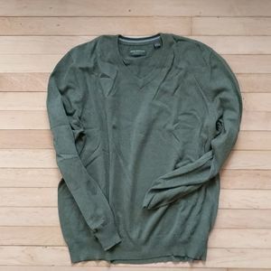 Men's sweater